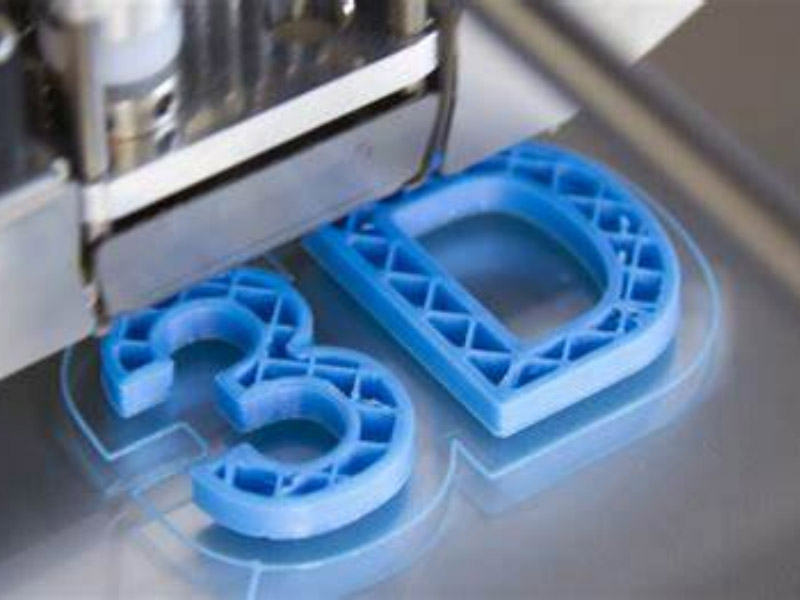 Extruder industrial cu filament 3D